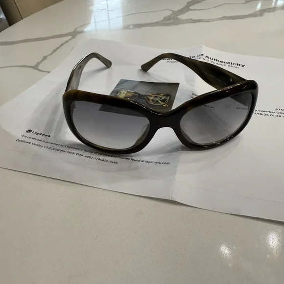 CHANEL Brown Marble Sunglasses 5102 - Picture 5 of 14